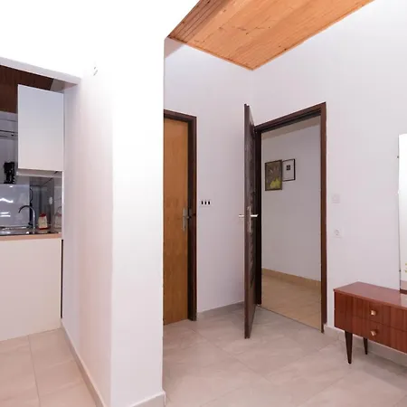 Apartment Salis Pag Town