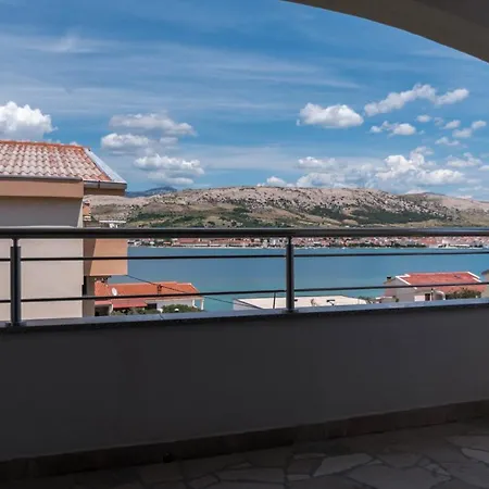 Apartment Salis Pag Town