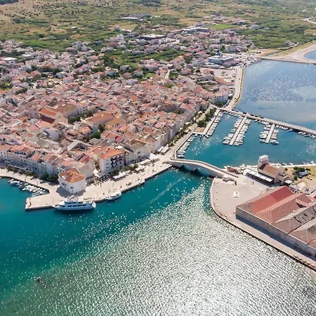 Salis Pag Town