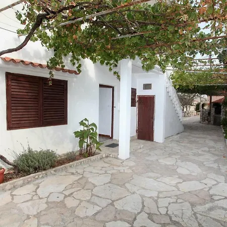Apartment Salis