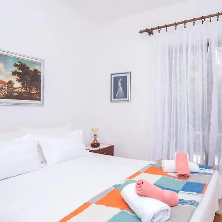 Salis Apartment *